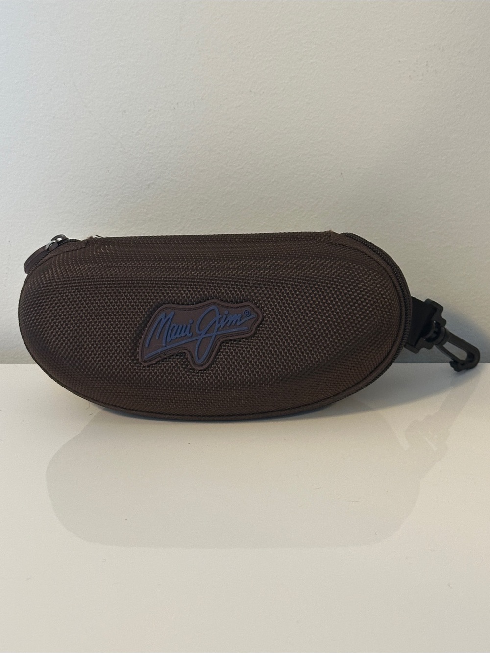 Maui Jim Authentic OEM Brown
Sunglasses Case Zippered
Closure Belt Loop Clip